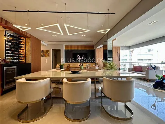 Apartamento com 166m² 3 quartos e 4 banheiros, à venda, no bairro Santo Antônio em São Caetano do Sul