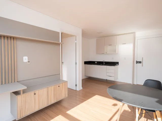 Apartamento 1 quarto e 1 banheiro, para alugar, no bairro Centro em Pelotas