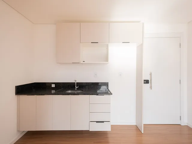 Apartamento 1 quarto e 1 banheiro, para alugar, no bairro Centro em Pelotas