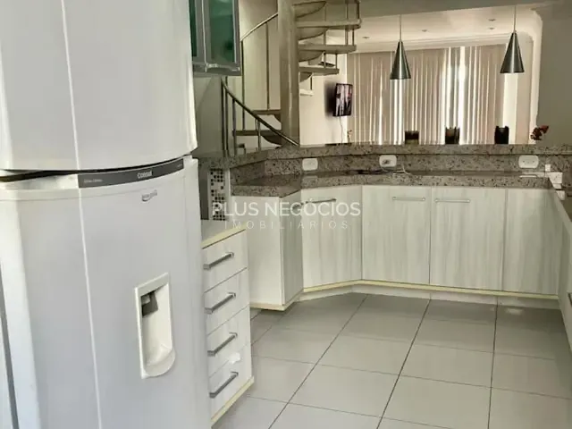 Apartamento 4 quartos e 2 banheiros, à venda, no bairro Enseada em Guarujá