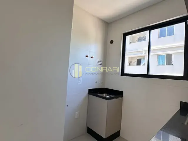 Apartamento 2 quartos e 1 banheiro, para alugar, no bairro Tabuleiro das Oliveiras em Itapema
