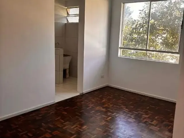Apartamento 2 quartos e 1 banheiro, para alugar, no bairro Atuba em Pinhais