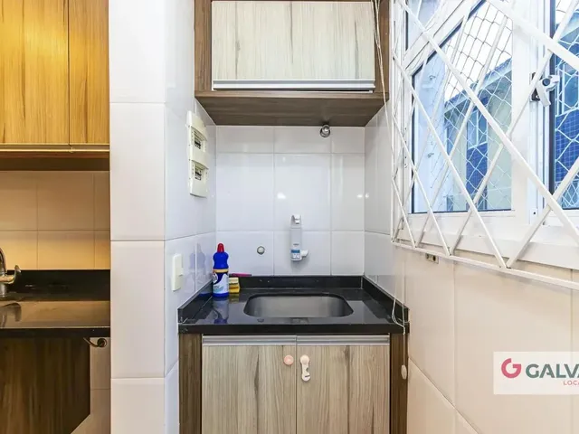 Apartamento 3 quartos e 1 banheiro, para alugar, no bairro Boqueirão em Curitiba