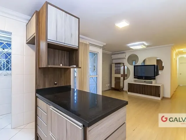 Apartamento 3 quartos e 1 banheiro, para alugar, no bairro Boqueirão em Curitiba