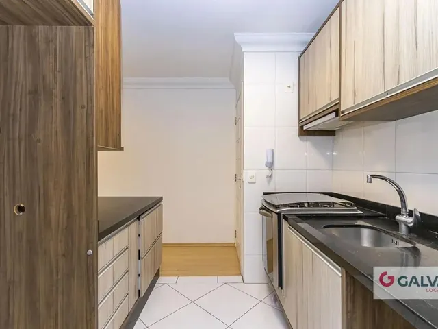 Apartamento 3 quartos e 1 banheiro, para alugar, no bairro Boqueirão em Curitiba