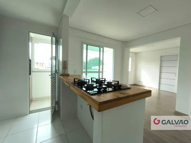 Apartamento 1 quarto e 1 banheiro, para alugar, no bairro Rebouças em Curitiba