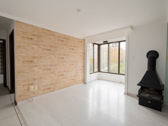 Apartamento com 60m² 1 quarto e 2 banheiros, para alugar, no bairro Três Vendas em Pelotas
