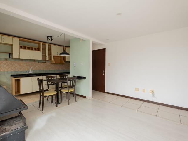 Apartamento com 60m² 1 quarto e 2 banheiros, para alugar, no bairro Três Vendas em Pelotas