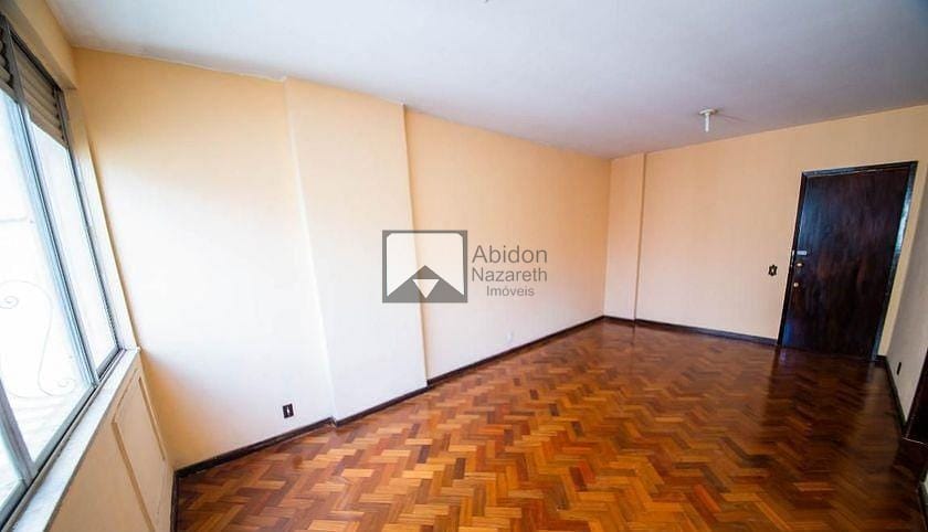 Apartamento à venda com 3 quartos, 110m² - Foto 13