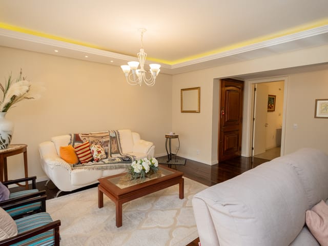 Apartamento com 209m² 3 quartos e 3 banheiros, à venda, no bairro Centro em Pelotas