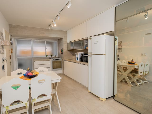Apartamento com 209m² 3 quartos e 3 banheiros, à venda, no bairro Centro em Pelotas