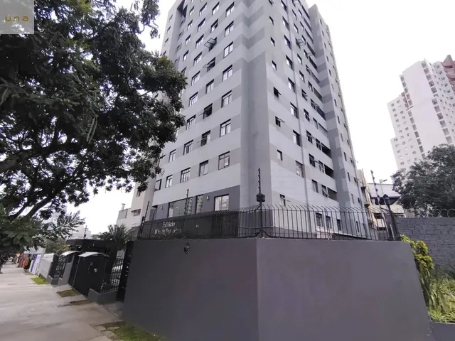 Apartamento 2 quartos e 2 banheiros, para alugar, no bairro Portão em Curitiba