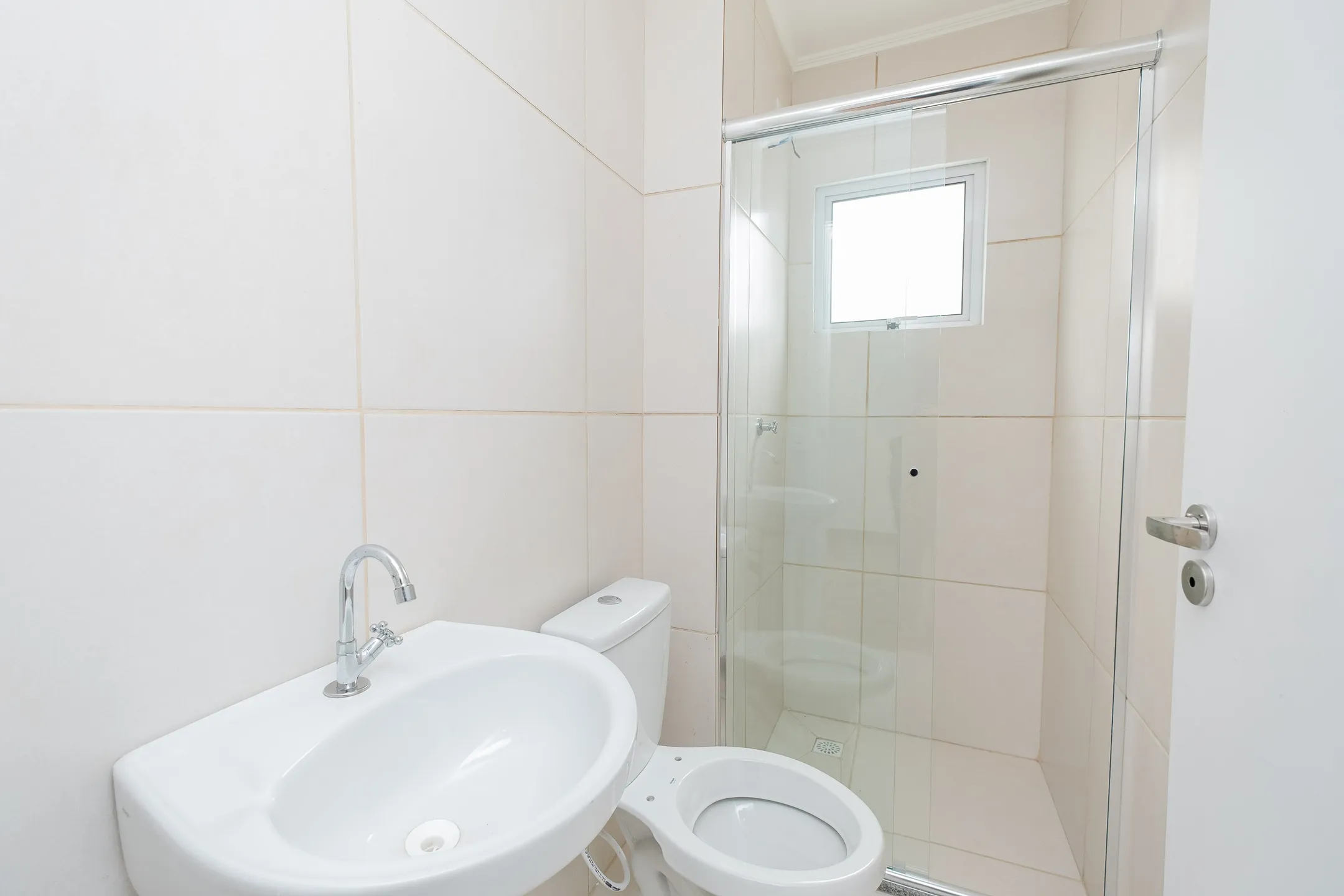 Apartamento semimobiliado à venda no Connect JK, Centro - 50 m², 2 quartos (sendo 1 suíte), cozinha planejada e sacada com ótima posição solar. - 9