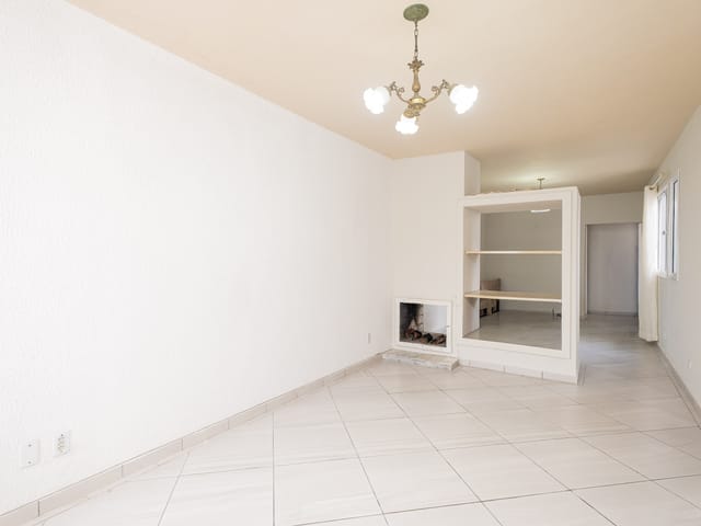 Apartamento 2 quartos e 2 banheiros, à venda, no bairro Centro em Pelotas