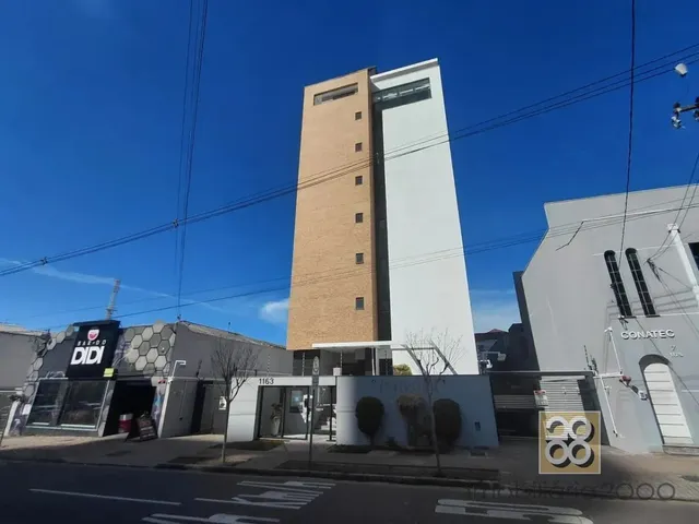 Apartamento 2 quartos e 1 banheiro, para alugar, no bairro Rebouças em Curitiba
