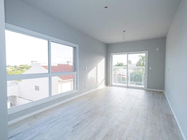 Apartamento 1 quarto e 1 banheiro, à venda, no bairro Laranjal em Pelotas