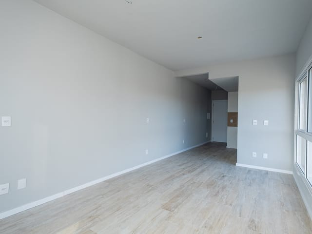 Apartamento 1 quarto e 1 banheiro, à venda, no bairro Laranjal em Pelotas