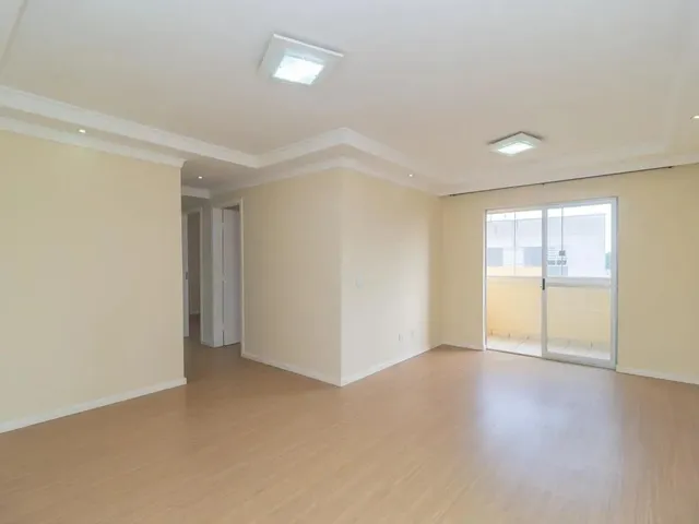 Apartamento 3 quartos e 1 banheiro, para alugar, no bairro Xaxim em Curitiba