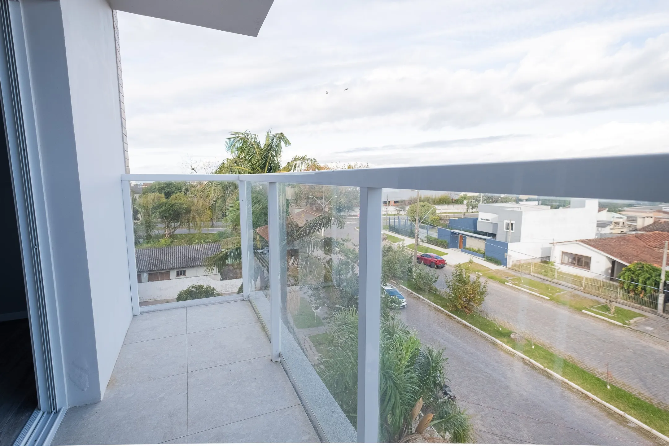 Apartamento à venda no Edifício LaVitta, Laranjal - 64 m², 2 quartos, andar alto com sacada e prédio com piscina. - 12