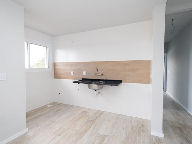 Apartamento 2 quartos e 2 banheiros, à venda, no bairro Laranjal em Pelotas