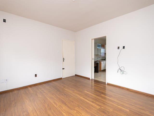 Apartamento 3 quartos e 2 banheiros, à venda, no bairro Centro em Pelotas