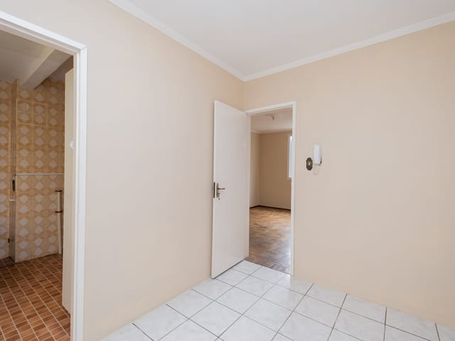 Apartamento 3 quartos e 1 banheiro, para alugar, no bairro Centro em Pelotas