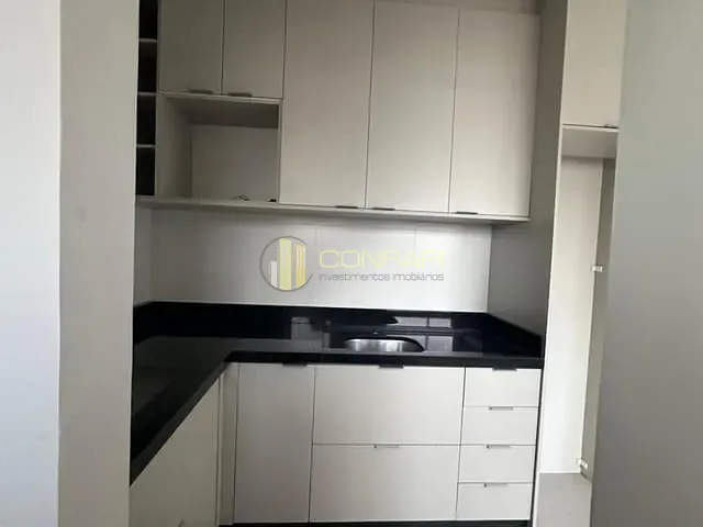 Apartamento 2 quartos e 2 banheiros, para alugar, no bairro Tabuleiro Das Oliveiras em Itapema