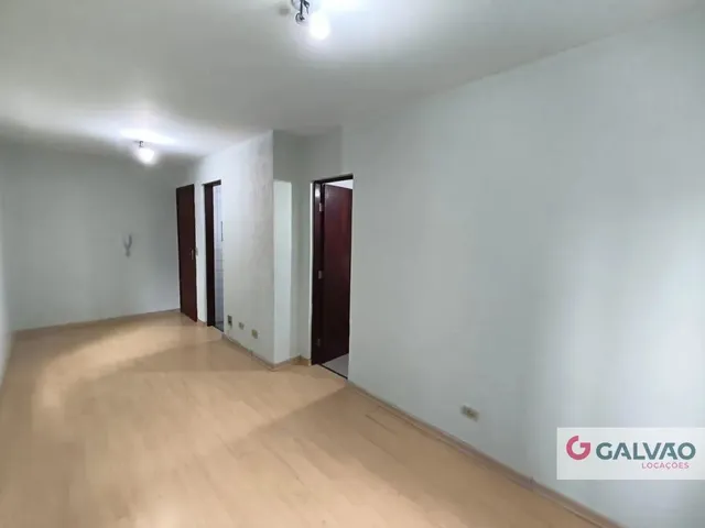Apartamento 1 quarto e 1 banheiro, para alugar, no bairro Bigorrilho em Curitiba