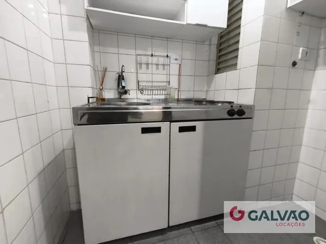 Apartamento 1 quarto e 1 banheiro, para alugar, no bairro Bigorrilho em Curitiba