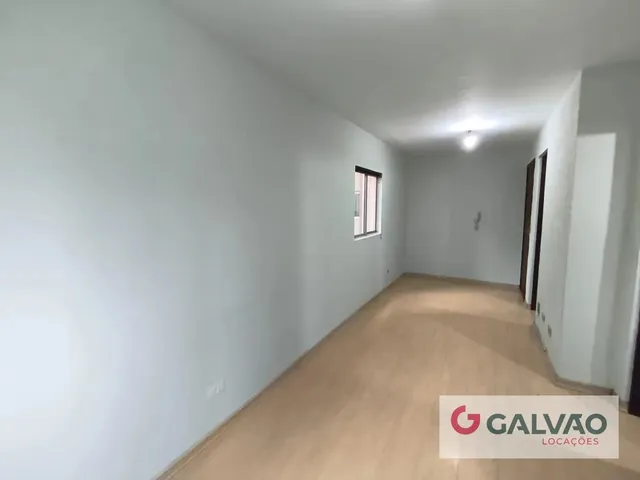 Apartamento 1 quarto e 1 banheiro, para alugar, no bairro Bigorrilho em Curitiba