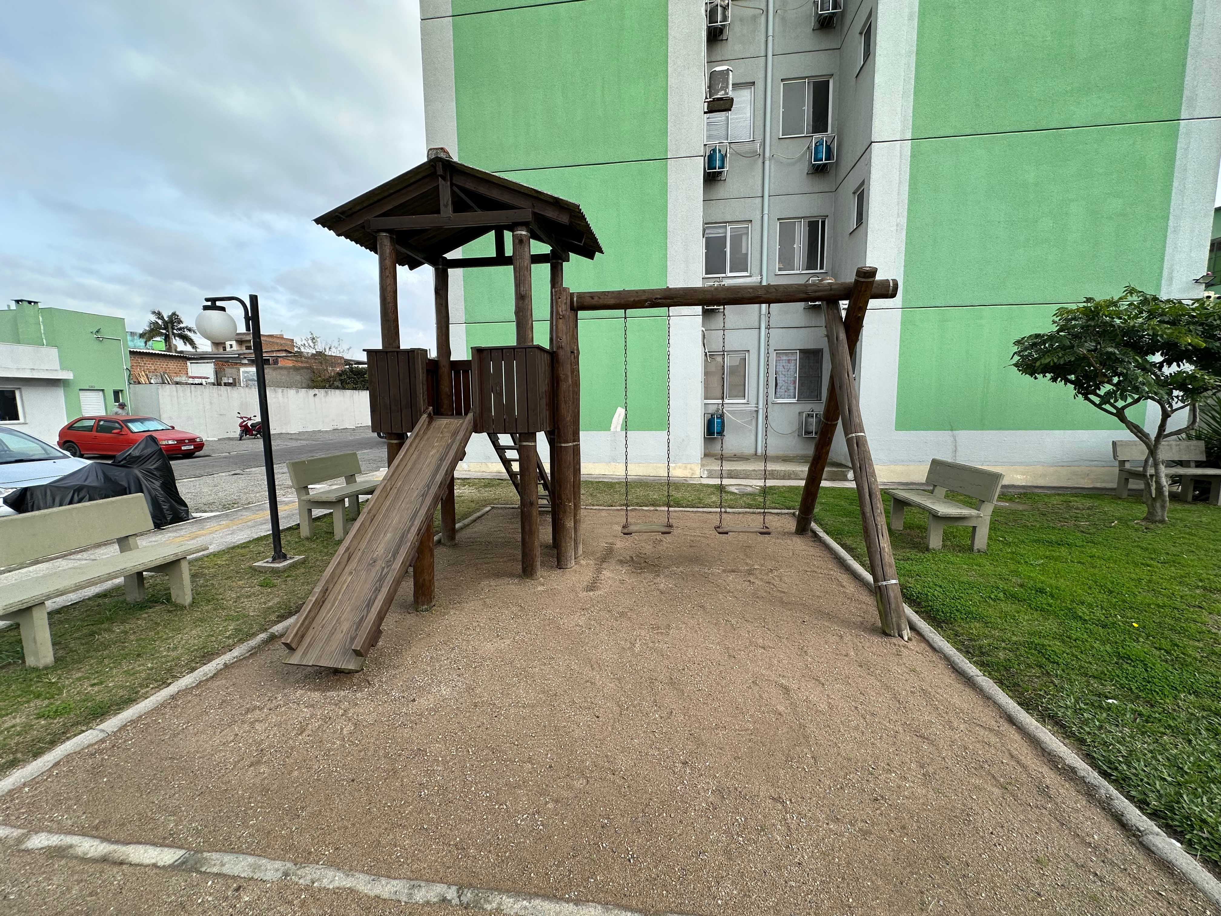 Apartamento mobiliado à venda no Residencial Solar Paineiras, Fragata - 44 m², 2 quartos, móveis planejados e sacada com churrasqueira. - 15