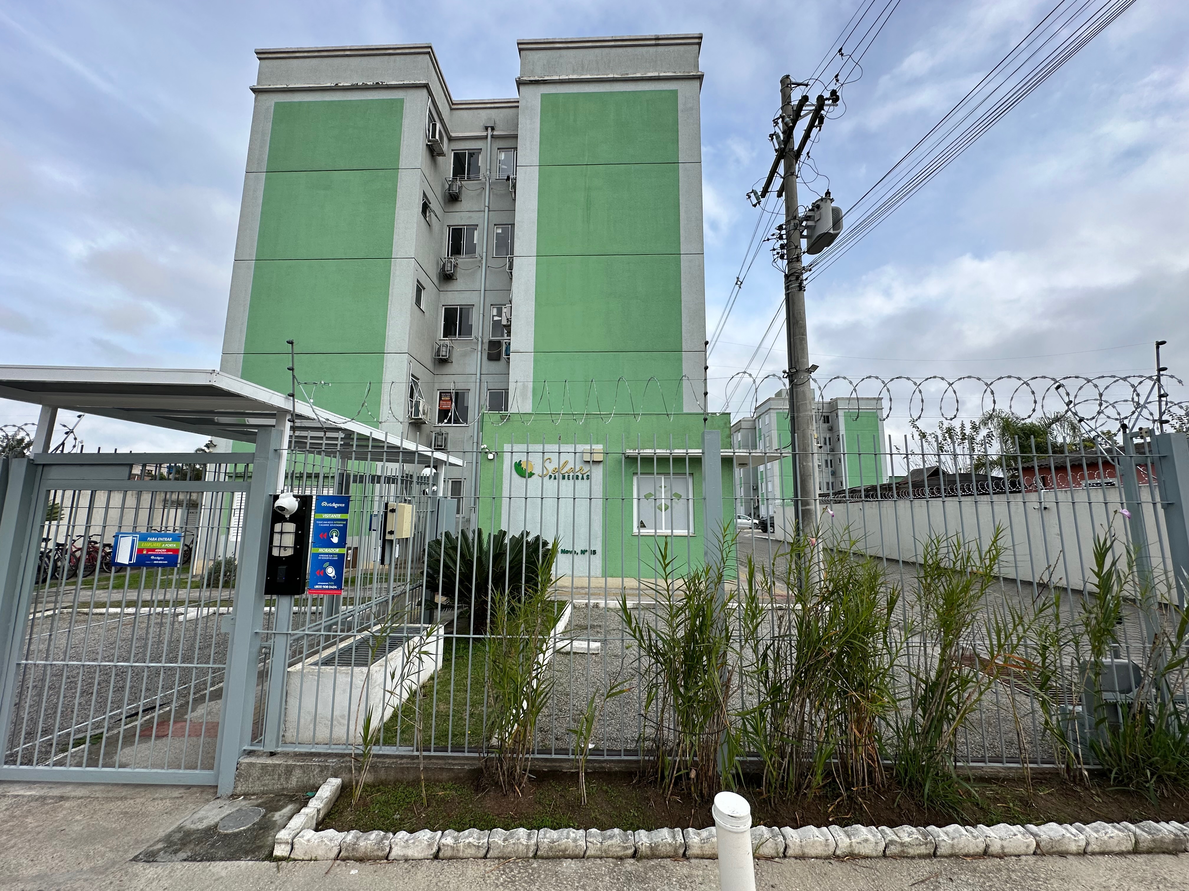 Apartamento mobiliado à venda no Residencial Solar Paineiras, Fragata - 44 m², 2 quartos, móveis planejados e sacada com churrasqueira. - 17