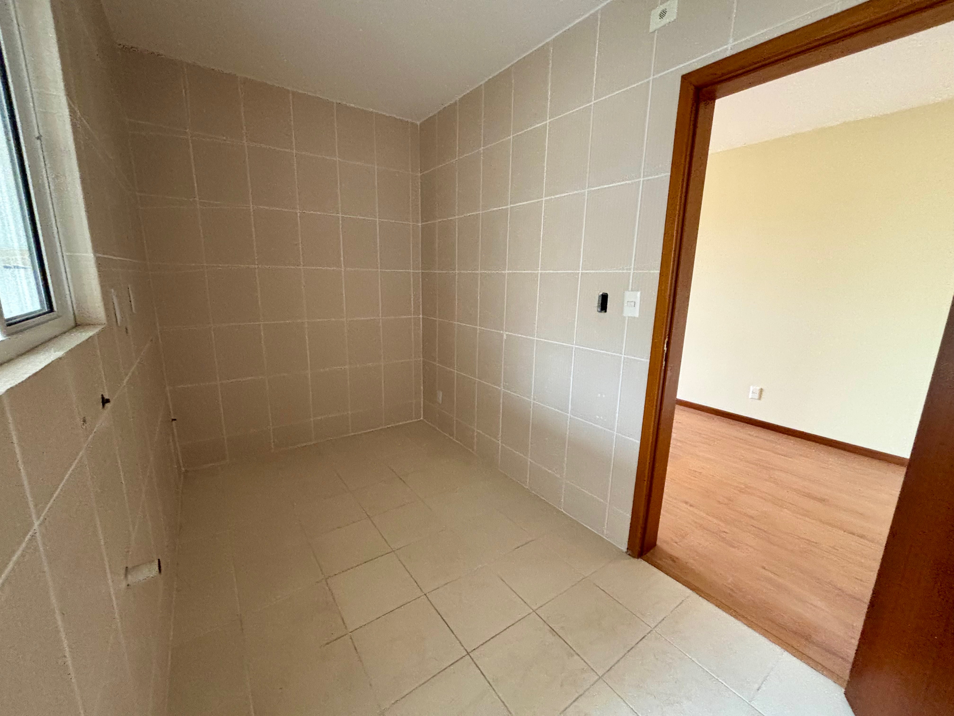 Apartamento à venda no Condomínio Ary Signorini, Centro - 113 m², 3 quartos (sendo 1 suíte), sacada com churrasqueira e vaga coberta. - 11