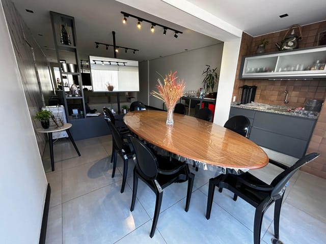 Apartamento com 162m² 3 quartos e 2 banheiros, à venda, no bairro Gleba  Palhano em Londrina