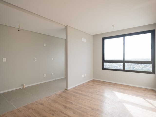 Apartamento 2 quartos e 1 banheiro, à venda, no bairro Parque Una em Pelotas