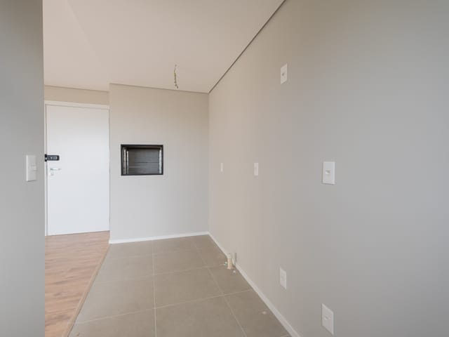Apartamento 2 quartos e 1 banheiro, à venda, no bairro Parque Una em Pelotas