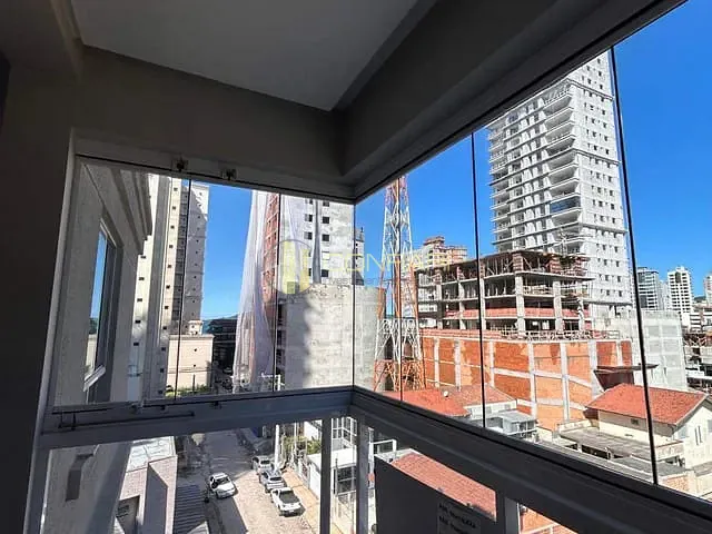 Apartamento 2 quartos e 2 banheiros, à venda, no bairro Pereque em Porto Belo