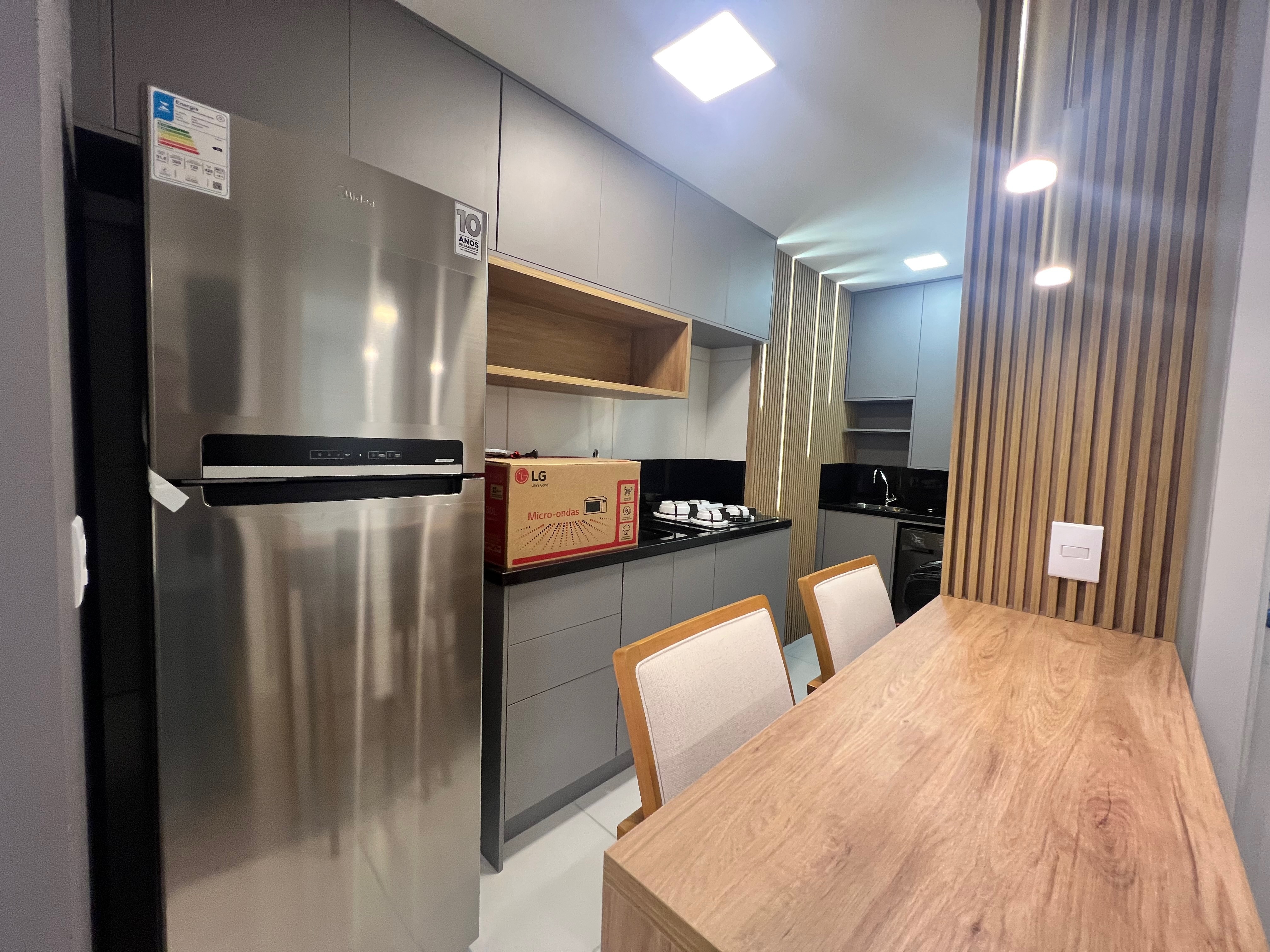 Apartamento mobiliado à venda no Connect JK, Centro - 50 m², 2 quartos (sendo 1 suíte), sacada com churrasqueira e ótima posição solar. - 6
