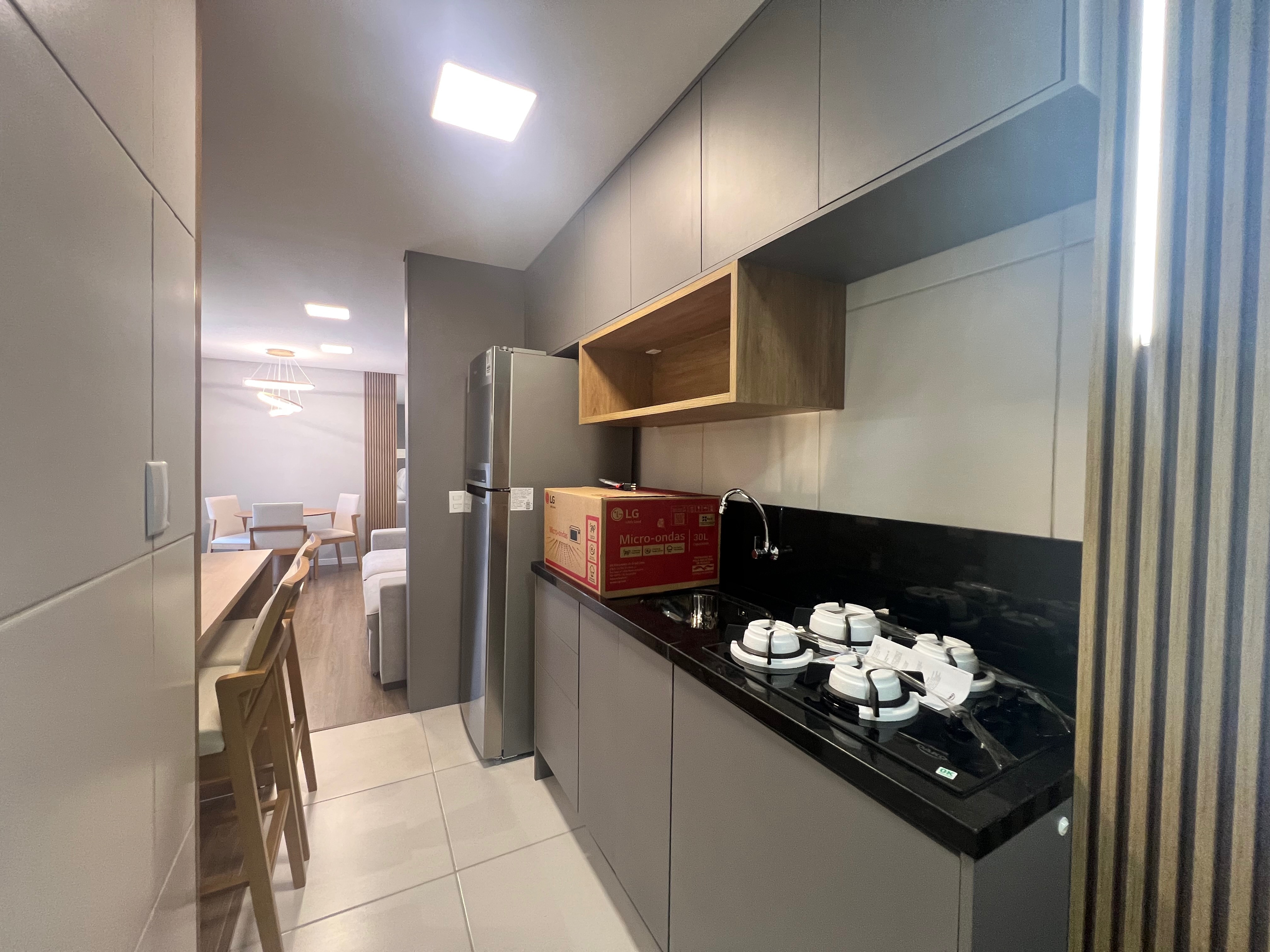 Apartamento mobiliado à venda no Connect JK, Centro - 50 m², 2 quartos (sendo 1 suíte), sacada com churrasqueira e ótima posição solar. - 9