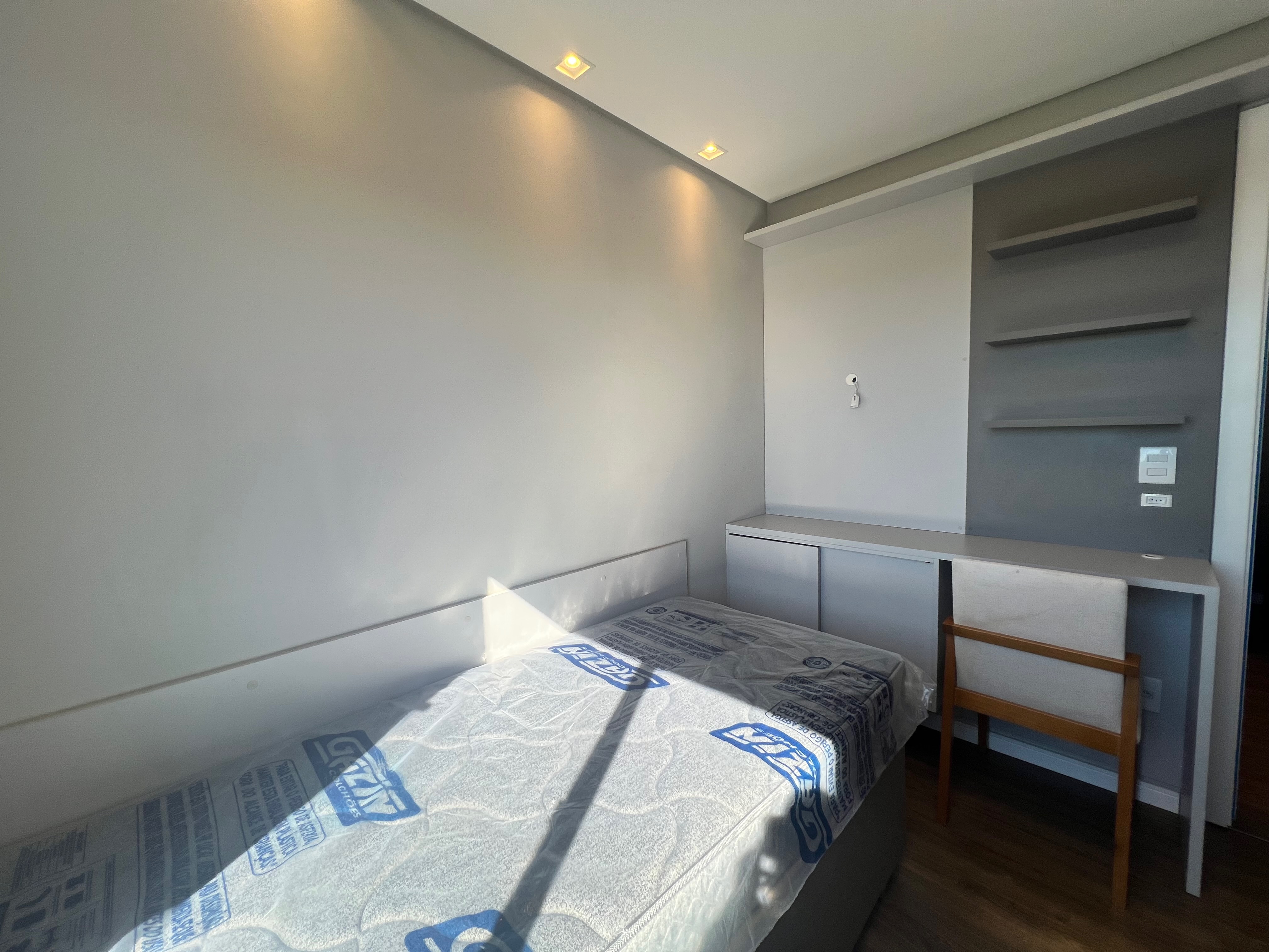 Apartamento mobiliado à venda no Connect JK, Centro - 50 m², 2 quartos (sendo 1 suíte), sacada com churrasqueira e ótima posição solar. - 12