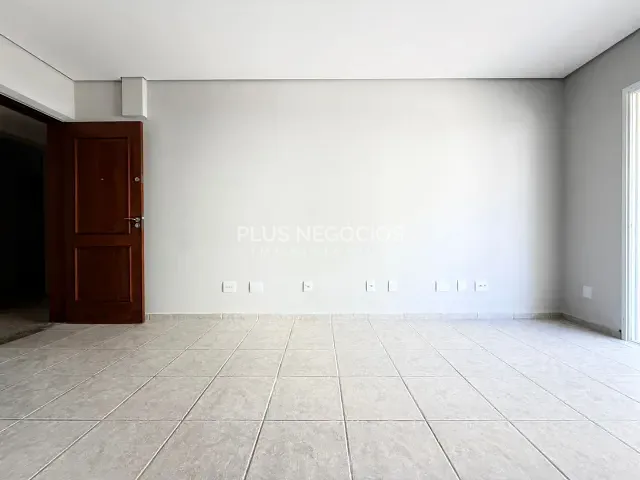 Apartamento 3 quartos e 2 banheiros, para alugar, no bairro Parque Campolim em Sorocaba