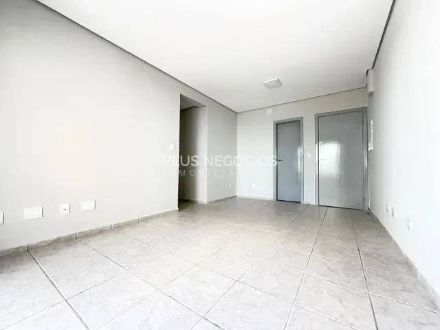 Apartamento 3 quartos e 2 banheiros, para alugar, no bairro Parque Campolim em Sorocaba