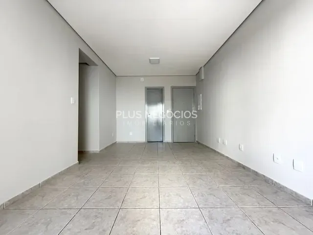 Apartamento 3 quartos e 2 banheiros, para alugar, no bairro Parque Campolim em Sorocaba