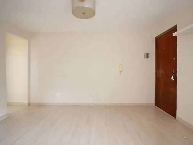 Apartamento 1 quarto e 1 banheiro, para alugar, no bairro Água Verde em Curitiba