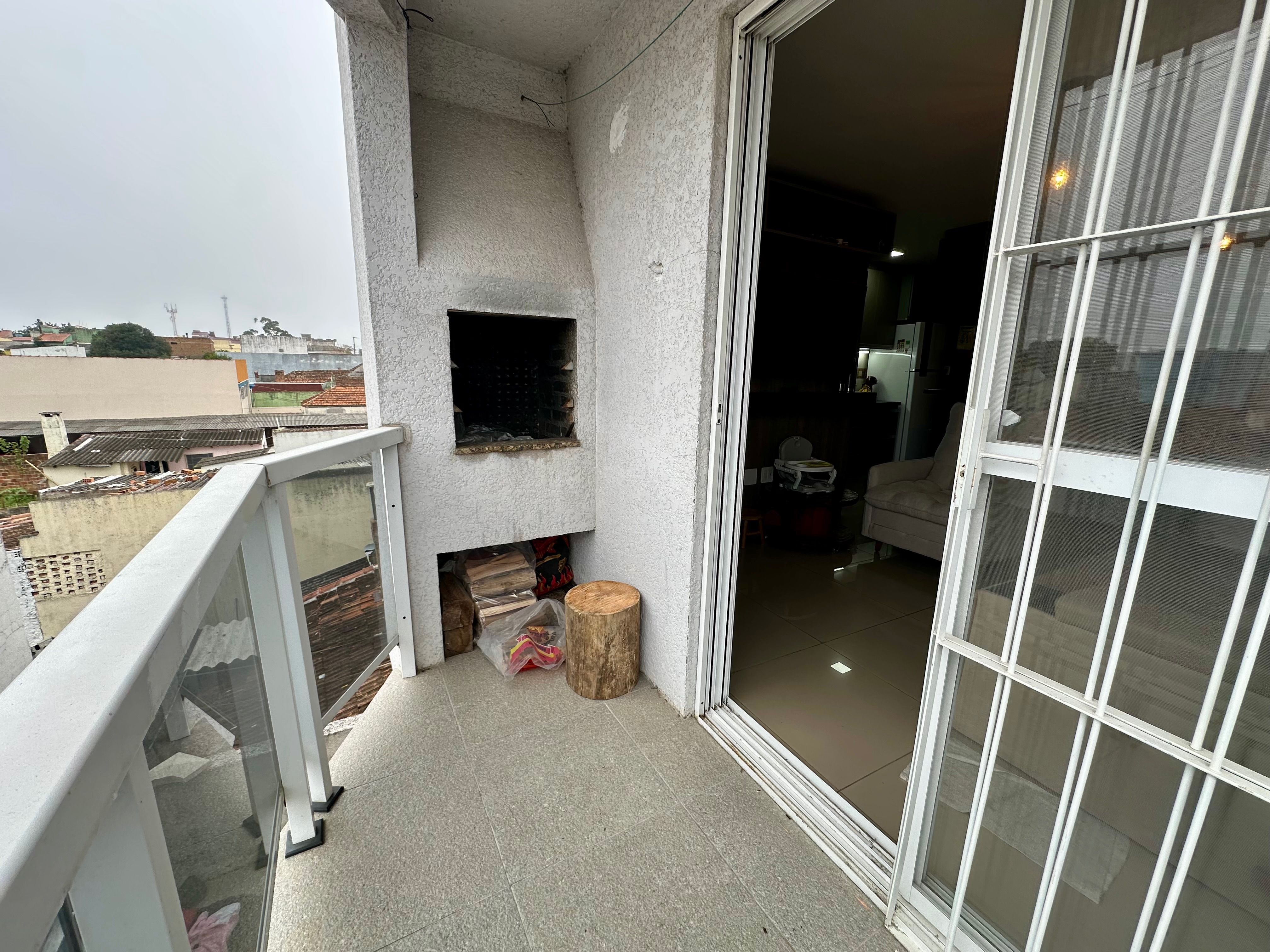 Apartamento à venda no Residencial Zibetti, Fragata - 72 m², 2 quartos, móveis planejados, lareira e sacada com churrasqueira. - 11
