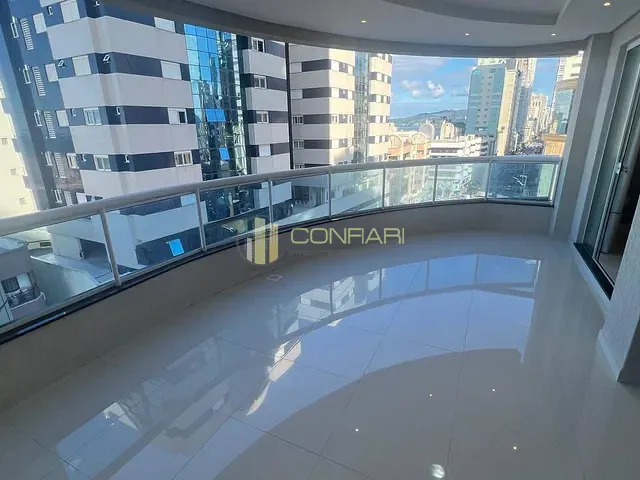 Apartamento 4 quartos e 4 banheiros, à venda, no bairro Meia Praia em Itapema