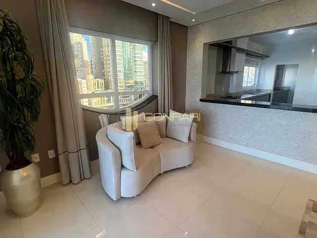 Apartamento 4 quartos e 4 banheiros, à venda, no bairro Meia Praia em Itapema