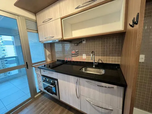 Apartamento 1 quarto e 1 banheiro, para alugar, no bairro Saúde em São Paulo