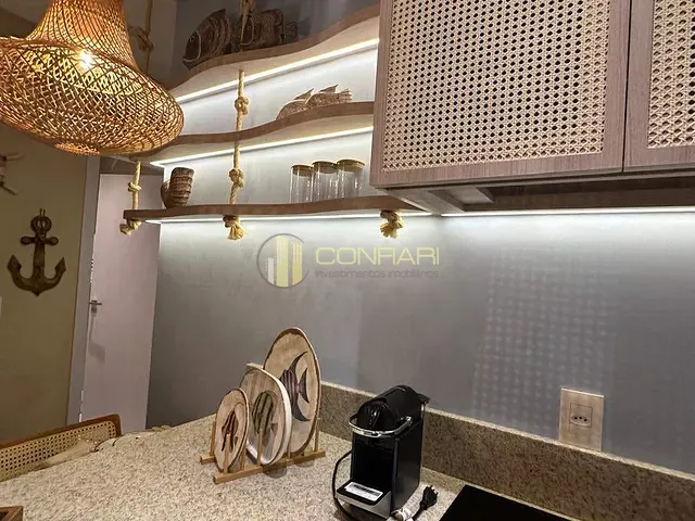 Apartamento 1 quarto e 1 banheiro, à venda, no bairro Meia Praia em Itapema