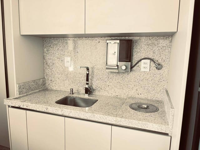 Apartamento 2 quartos e 2 banheiros, para alugar, no bairro Santa Rosa em Londrina